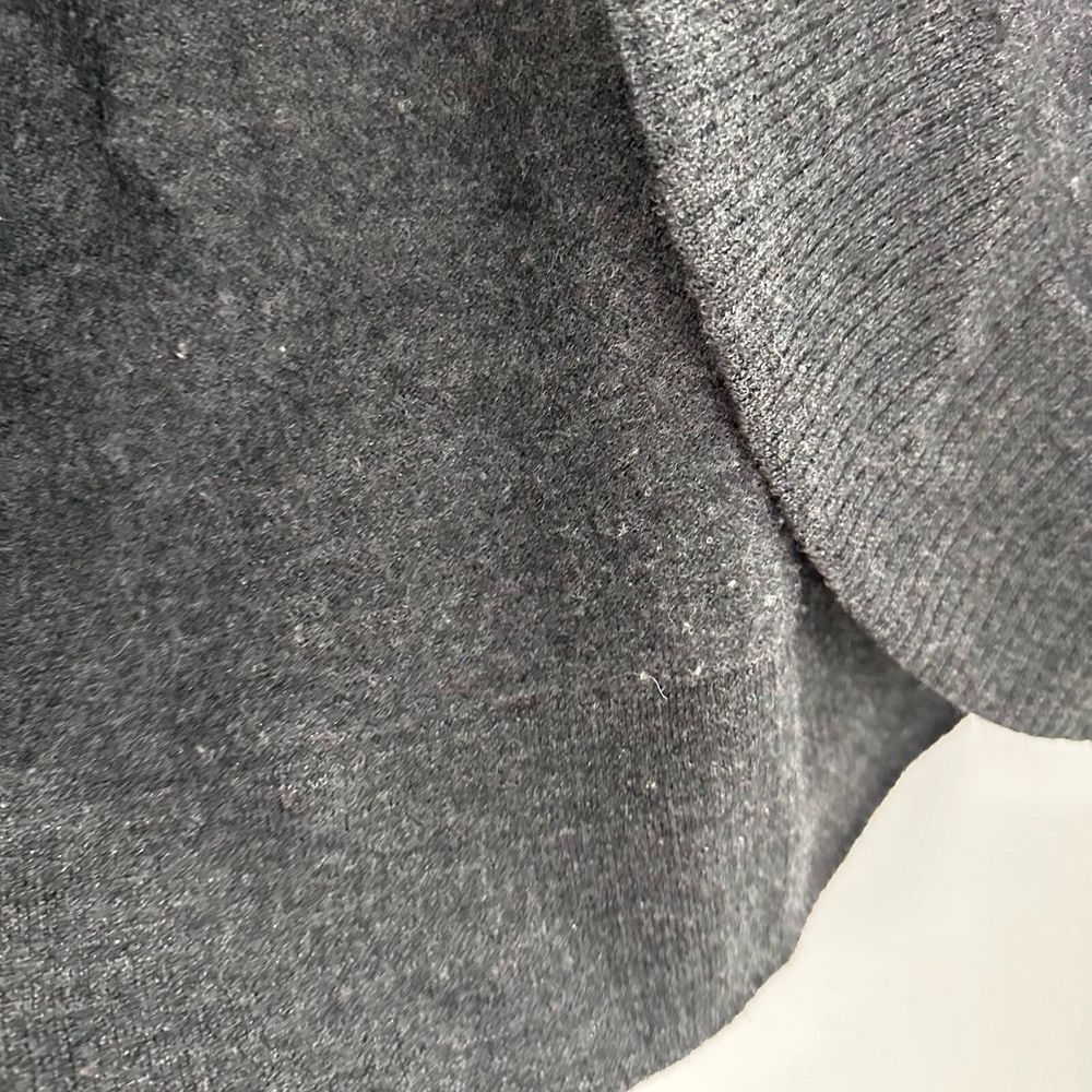 Chico's Cardigan Large Wool Gray Charcoal Hook Eye Closure Size 2 - Picture 8 of 9
